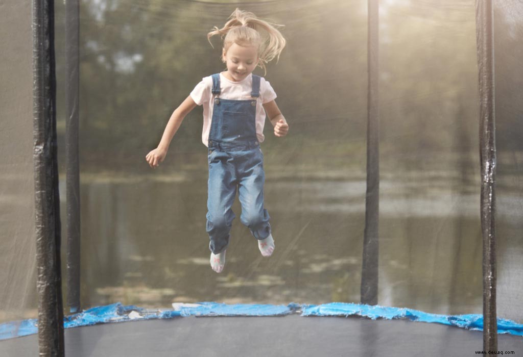 Trampolinspringen für Kinder – Vorteile und Risiken 