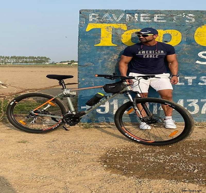 Schauspieler Kartar Cheema entwickelt eine Leidenschaft für das Radfahren 
