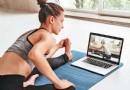 Fitnessstudio-Junkies tauschen inmitten einer Pandemie Hanteln gegen Yogamatten ein 
