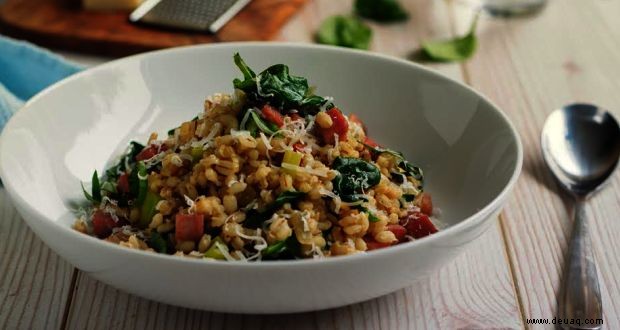 Risotto-Rezept mit Gerste und Spinat 