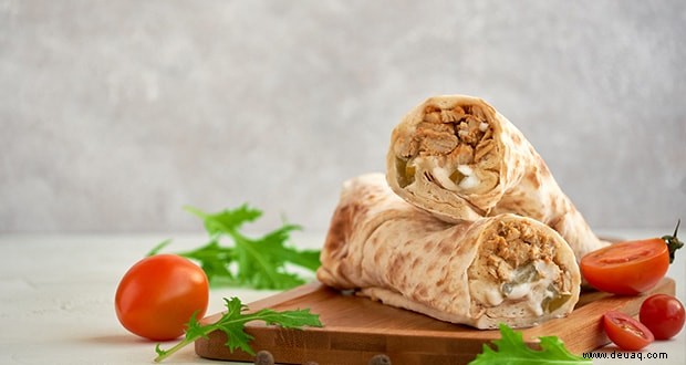 Reshmi Chicken Paratha Roll Rezept 