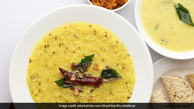 Palak Dal Khichdi Rezept 