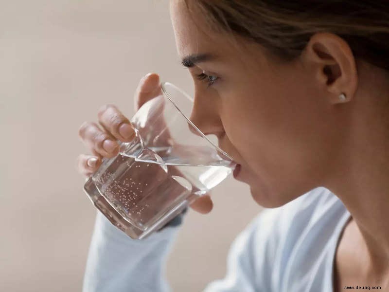 Gewichtsverlust:So berechnen Sie, wie viel Wasser Sie jeden Tag trinken sollten 
