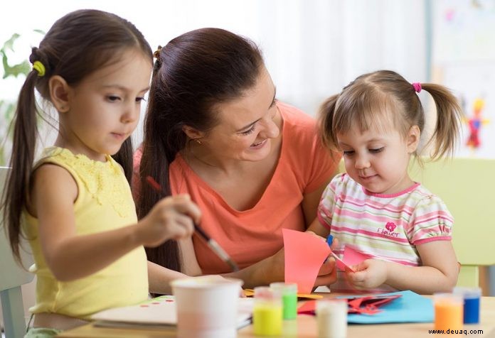 Einfache Origami-Blumen-Ideen für Kinder 