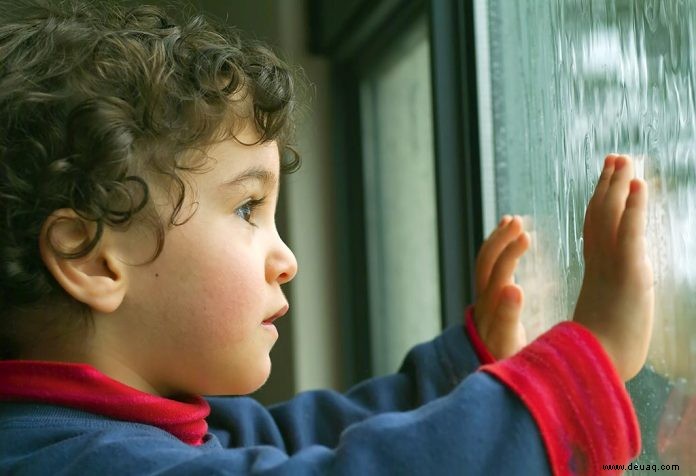 15 erstaunliche regnerische Tagesaktivitäten für Kinder 