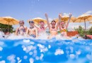 20 super lustige Schwimmbadspiele für Kinder 