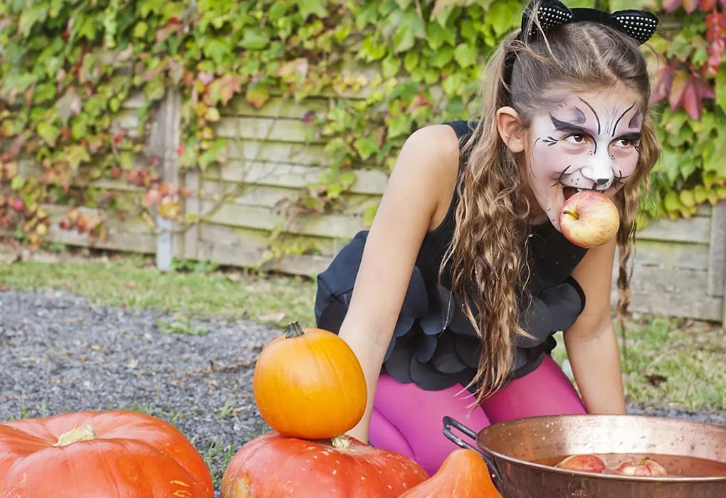 10 kinderfreundliche Halloween-Party-Spiele für eine gruselige Zeit 