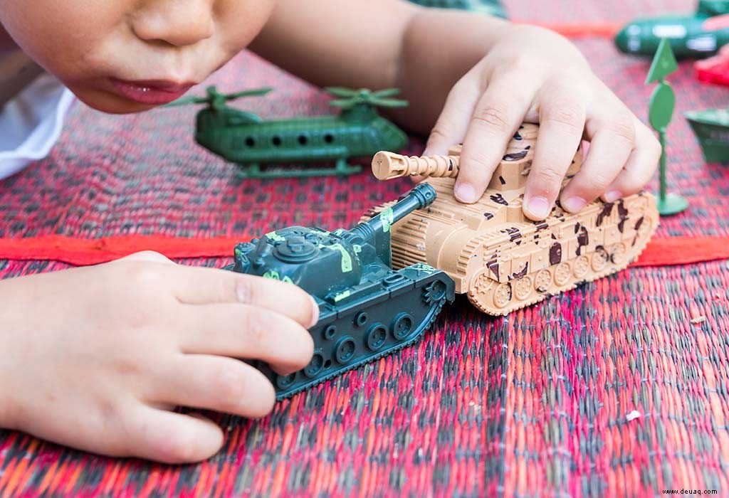 Machen gewalttätige Spielzeugspiele Kinder gewalttätiger? 