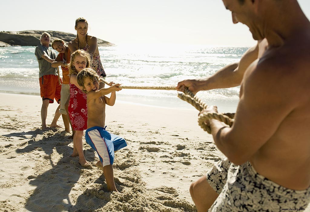 Lustige Strandspiele und Aktivitäten für Kinder 