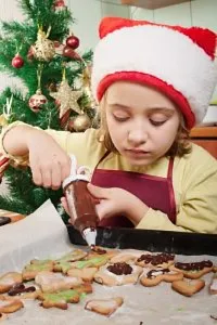 18 einfache und unterhaltsame Weihnachtsfeier-Spiele für Kinder 