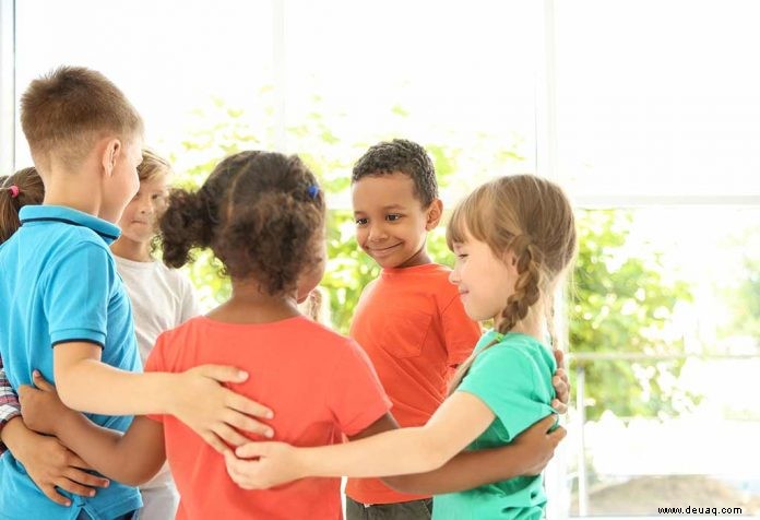 10 unterhaltsame vertrauensbildende Aktivitäten für Kinder 