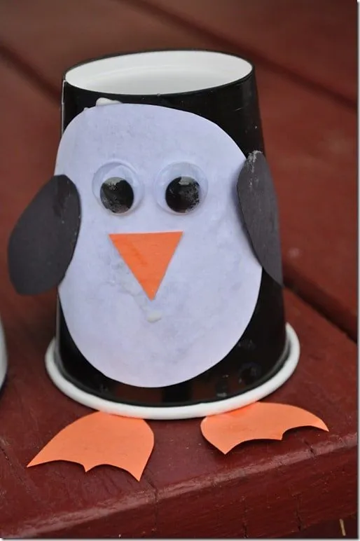 10 super lustige und einfache Pinguin-Bastelarbeiten für Kinder 