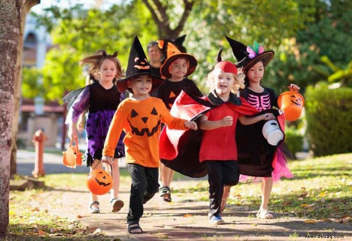 Wichtige Tipps für eine sichere Halloween-Feier mit Kindern 