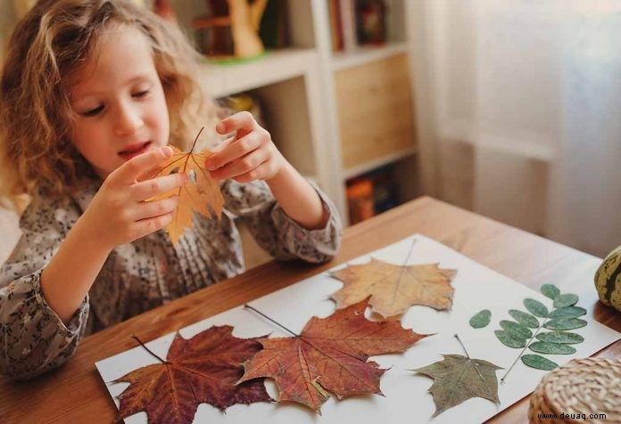 Wie man Blattreibekunst für Kinder macht 