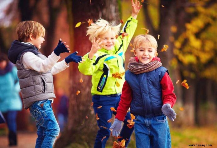 Einfache Herbstlieder für kleine Kinder 