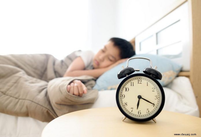 Wie viel Schlaf brauchen Kinder – Richtlinien für Eltern 