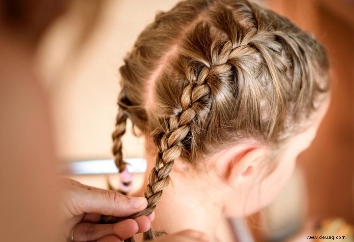 20 einfache Frisuren für kleine Mädchen 