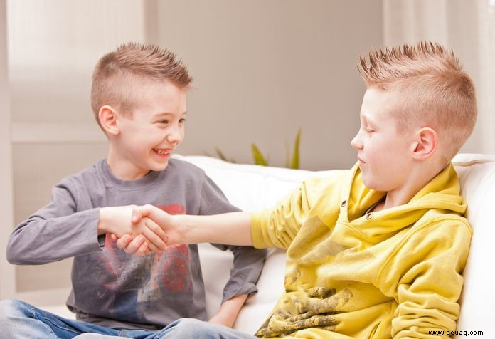 10 Möglichkeiten, Ihrem Kind zu helfen, Freunde zu finden 