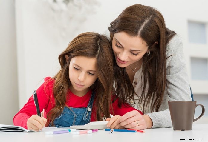 10 effektive Tipps, um Ihren Kindern bei den Hausaufgaben zu helfen 