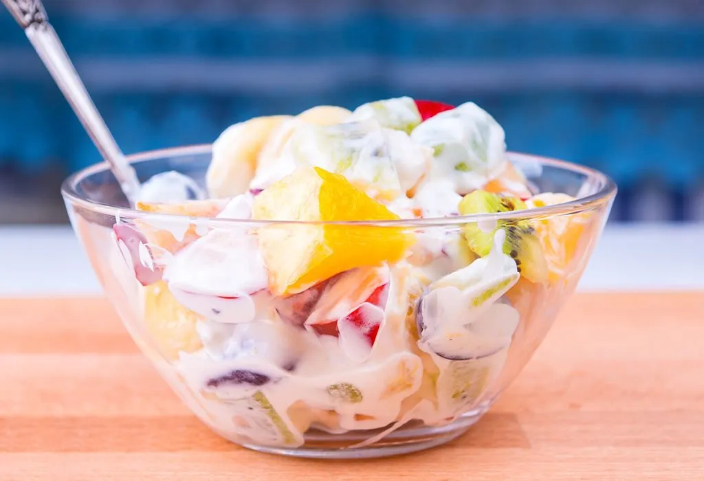 10 gesunde und leckere Obstsalat-Rezepte für Kinder 