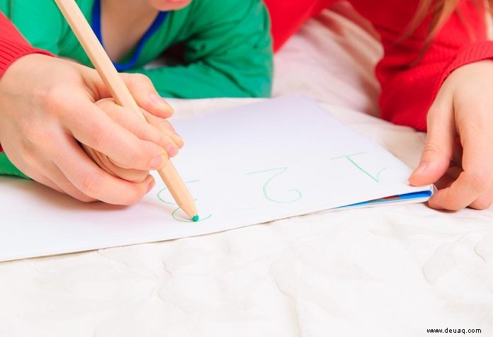 Tipps, um einem Kind zu helfen, einen Bleistift richtig zu halten 