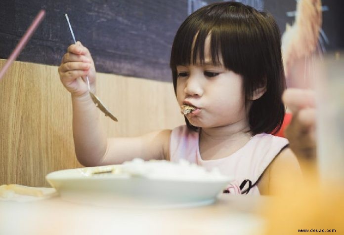 Fünf Tipps für ein wohlerzogenes Kind im Restaurant 