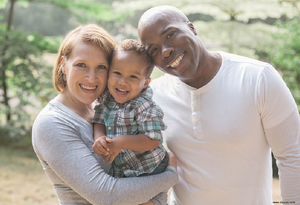 Möglichkeiten, Ihr adoptiertes Kind zu einem Teil der Familie zu machen 