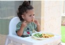 10 Tricks, um Ihre Kinder süchtig nach Salaten zu machen 