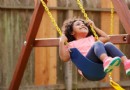 6 wichtige Möglichkeiten, um sicherzustellen, dass Kinder auf einer Schaukel sicher sind 