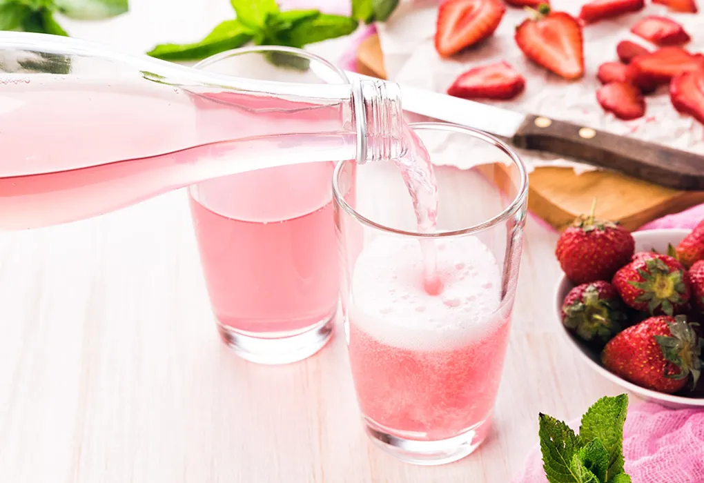 10 gesunde und einfache Sommergetränke für Kinder 