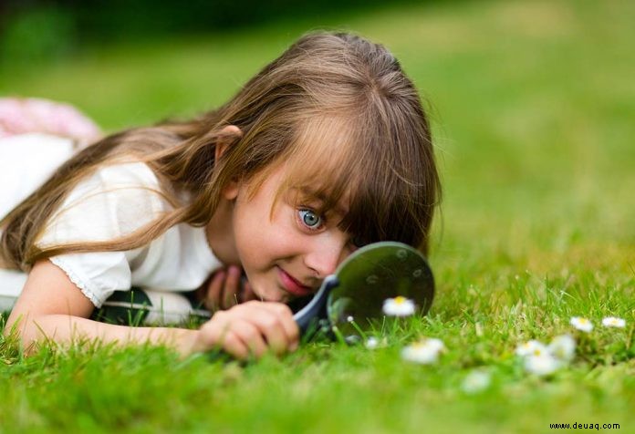 Bedeutung der Neugier bei Kindern und Tipps zu ihrer Entwicklung 