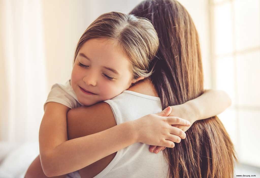 Hier ist, warum Sie Ihre Kinder und Ihren Ehepartner öfter umarmen sollten! 