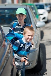 15 wichtige Verkehrssicherheitsregeln, die Sie Ihren Kindern beibringen sollten 