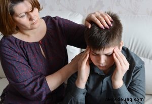 Wie man mit Kopfschmerzen bei Kindern umgeht 