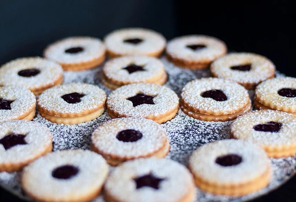 12 gesunde und einfach zuzubereitende Weihnachtsleckereien für Kinder 