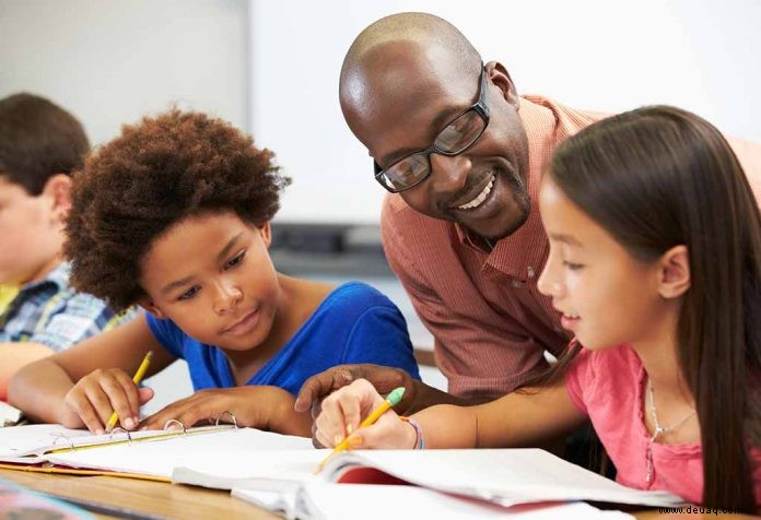 Wunderschöne Gedichte zur Anerkennung von Lehrern, um an diesem Tag der Lehrer Dankbarkeit auszudrücken 