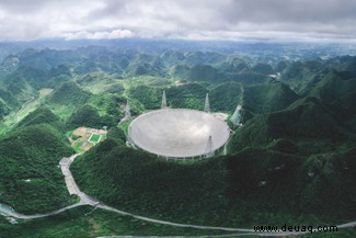 Auge in den Himmel:Die bodengestützten Teleskope bringen das Universum zur Erde 