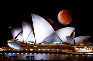 Blood Supermoon 2021:Atemberaubende Fotos der totalen Mondfinsternis aus der ganzen Welt 