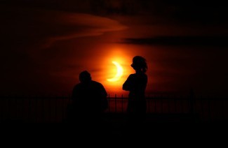 Sonnenfinsternis 2021:Die besten Bilder des Sonnenschauspiels aus aller Welt 