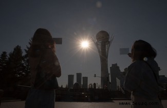 Sonnenfinsternis 2021:Die besten Bilder des Sonnenschauspiels aus aller Welt 