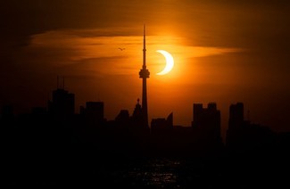 Sonnenfinsternis 2021:Die besten Bilder des Sonnenschauspiels aus aller Welt 