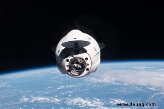 Astronauten installieren während eines epischen sechsstündigen Weltraumspaziergangs eine neue Solarstromanlage auf der ISS 
