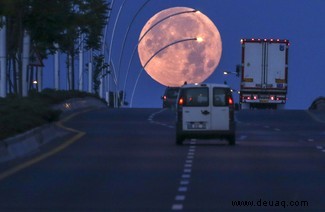 Strawberry Supermoon:Vollmondfotos aus der ganzen Welt 