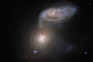 Weltraumteleskop nimmt Bilder kollidierender Galaxien auf 