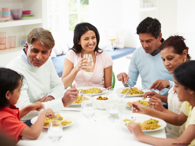 Eine Familie, die zusammen isst, heilt zusammen! 