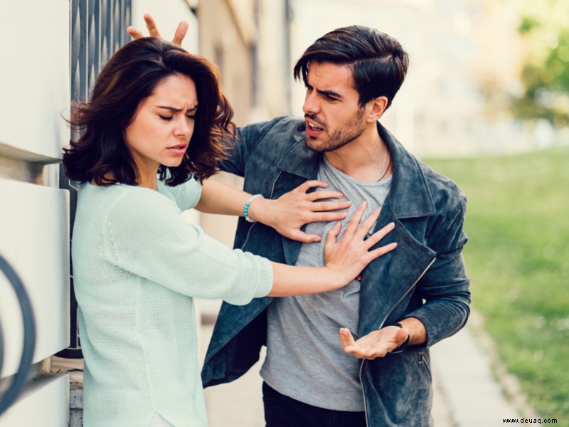 Soll ich mit meinem überbesitzergreifenden und fordernden Freund Schluss machen? 