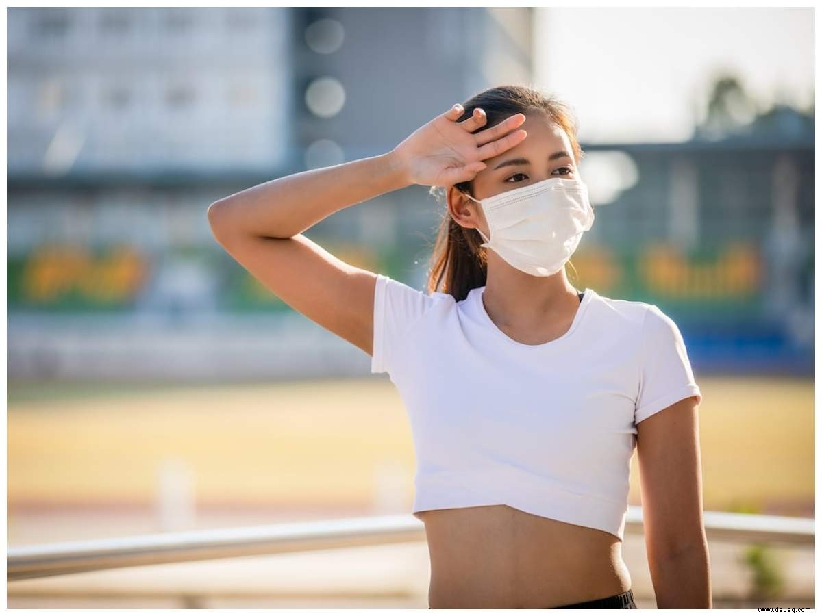 So bleibst du im Sommer kühl und bequem in Masken 