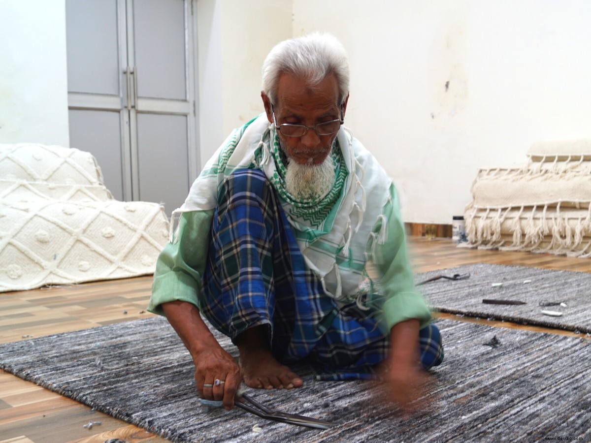 Der wirklichen Welt der Mirzapur-Teppichindustrie fehlt es an Infrastruktur, aber sie basiert auf Seele und Leidenschaft 