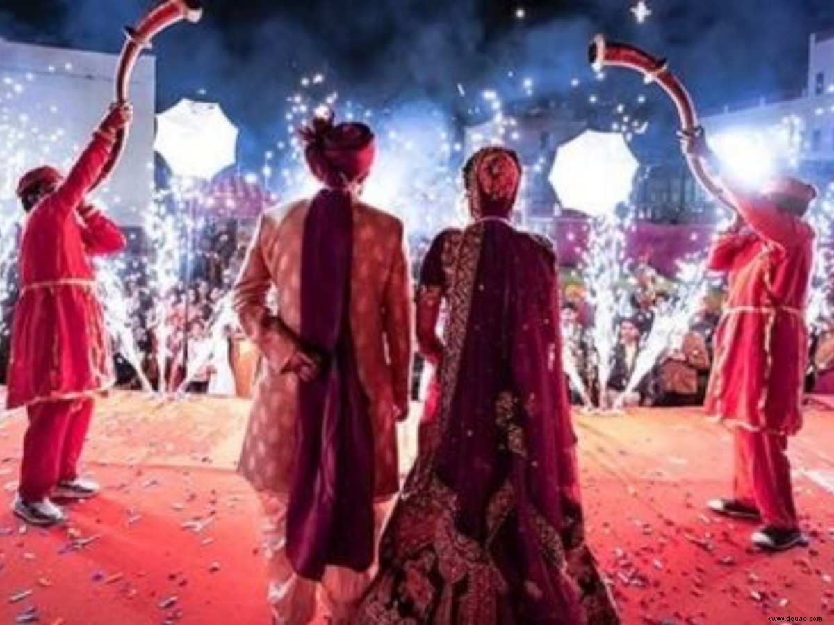 COVID-19:Die nicht so großen, aber FAT indischen Hochzeiten 
