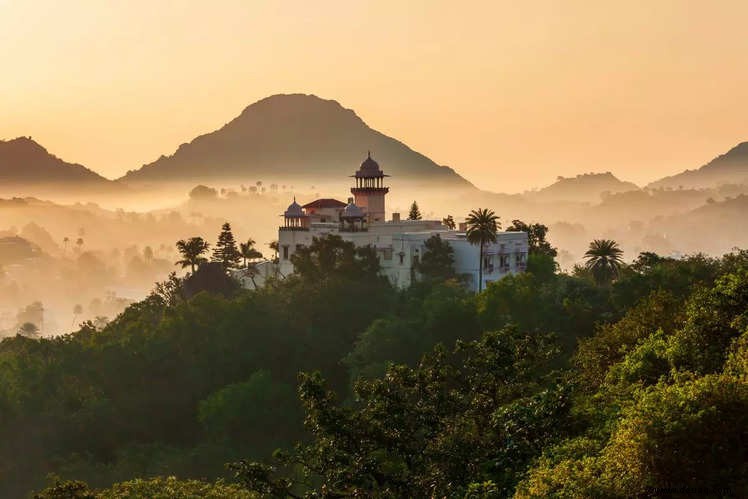 Kalte Orte in Indien, die perfekte Ziele für die Sommerflitterwochen sind 